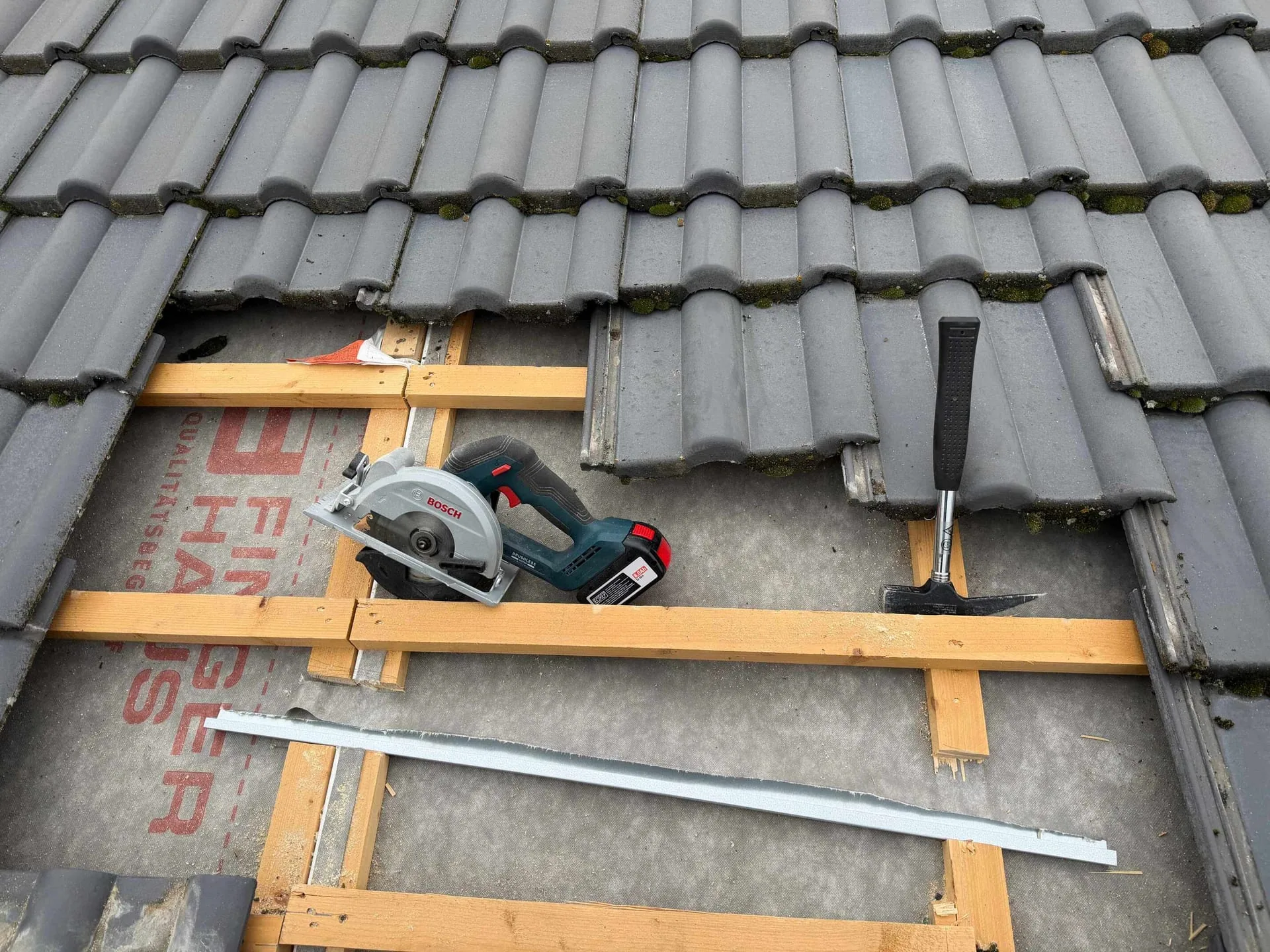 Dachreparatur – Referenzfoto B-DACH