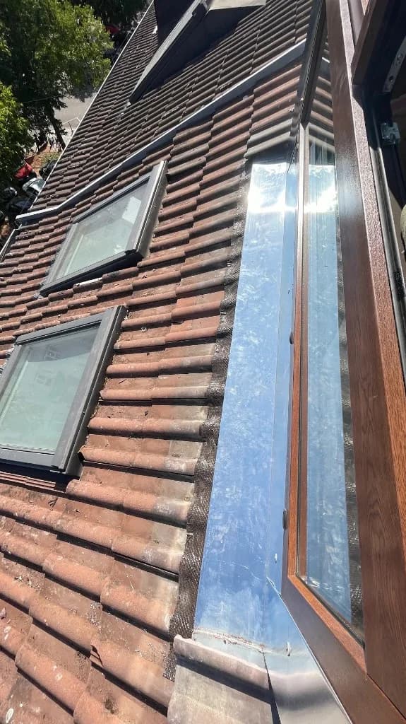 Referenz: Dachfenster mit Spenglerarbeit